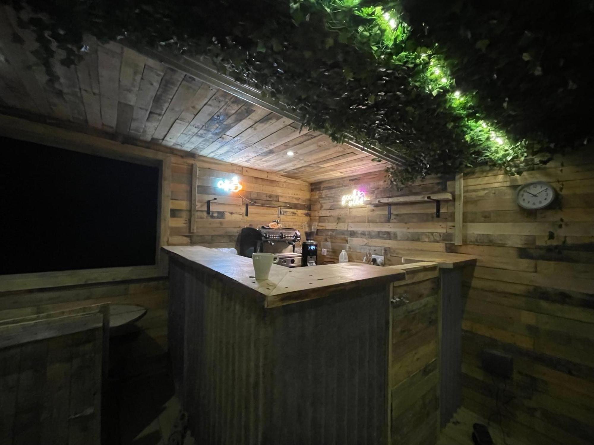 Rostrevor Mountain Lodge - Glamping Pods - Revive Sauna & Hot Tubs Exterior foto